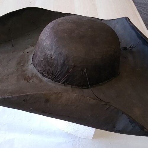 il restauro di un tricorno